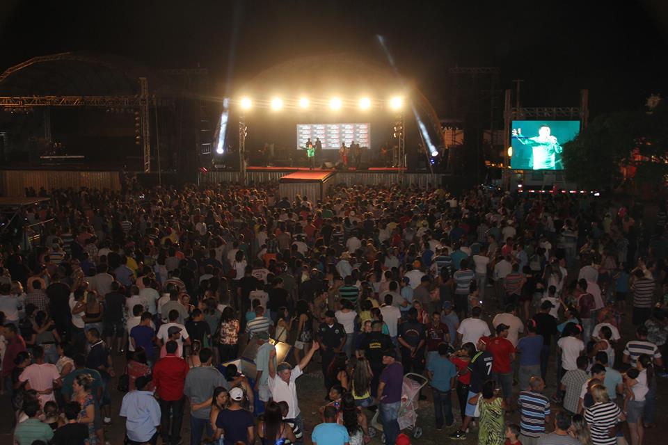 Público lota a 13º Exporandi para assistir aos shows